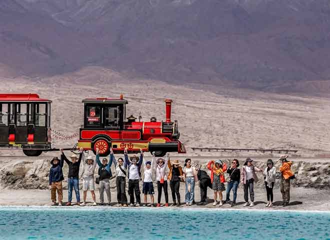 南京大学20位沙漠越野